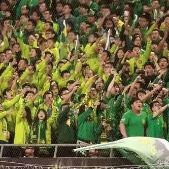 (重生翻身把歌唱免费阅读)翻身重生，再战足坛，称霸青云之巅