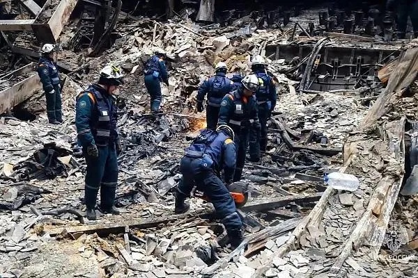 (2024年会发生什么灾难)2024年绊倒的家伙：发生在未来的意外事件引发全球关注和讨论