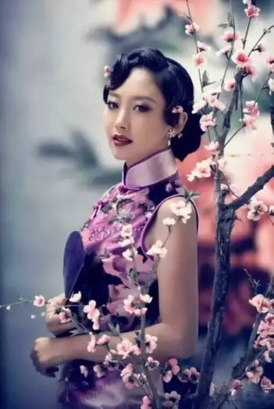 (风华绝代 万人惊艳)风华绝代,万人惊艳,独领风骚引无数惊叹 (风华绝代 万人惊艳)风华绝代,万人惊艳,独领风骚引无数惊叹