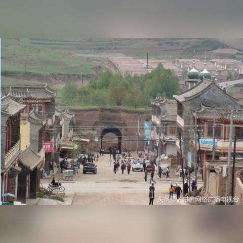 刀光剑影，权谋沙场：霸王攻略小说中的绝世智慧与英勇豪情