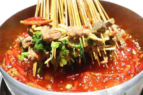 (经常吃串串香对身体危害大吗)经常吃串串对身体有什么害处？别让美味成为健康隐患！