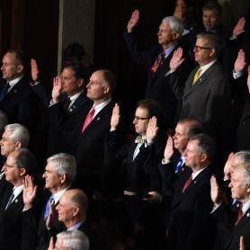 (飞行威胁)飞行危机通关攻略：如何在空中遇到问题时保持冷静应对？