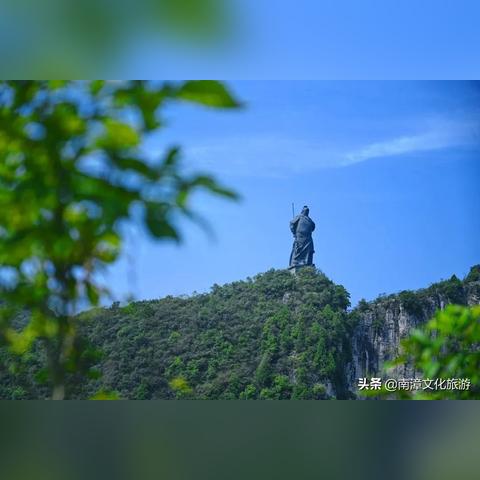 (卧龙无敌更新公告)卧龙无敌最强阵容：打造顶级阵容，征战无敌天下！