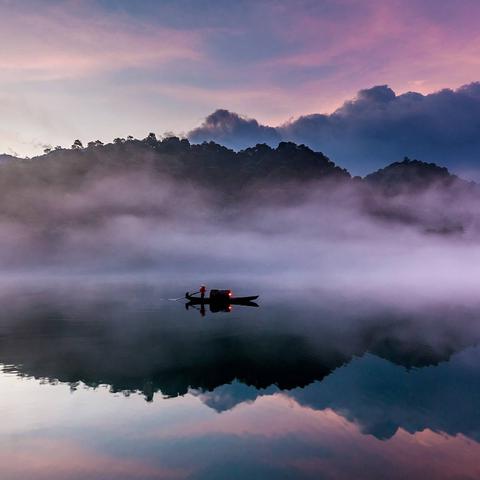 (电脑壁纸网站排行榜前十名)提供海量精选，电脑壁纸网站免费下载，美化你的桌面环境