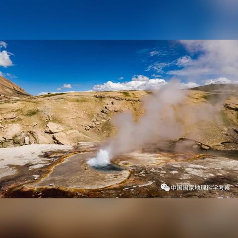 (岩浆底部)探秘深海之谜：岩浆下面隐藏着什么样的神秘秘境？