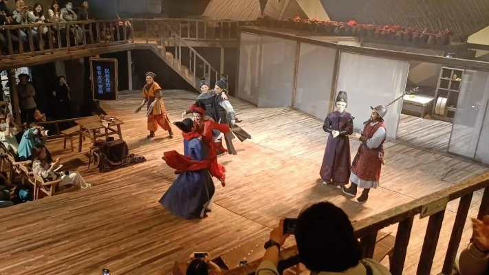 (沉浸式真人剧场是什么)沉浸式真人互动剧情体验，全新手游玩法震撼来袭