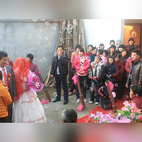 (女狱警的报应来了)精彩刺激：女狱警麻辣身手，电视剧免费观看火爆热播