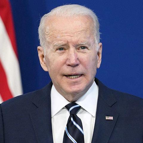 什么叫国战？国战是一种规模宏大的战争形式，涉及多个国家或地区之间的长期冲突。