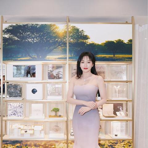 (王者荣耀英雄的形象)探讨王者荣耀中英雄的美好身材特质和造型设计 (王者荣耀英雄的形象)探讨王者荣耀中英雄的美好身材特质和造型设计