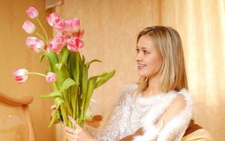 (女人梦见血蝶是什么意思?看懂这个暗示什么)女人梦见血蝶是什么意思？看懂这个暗示。