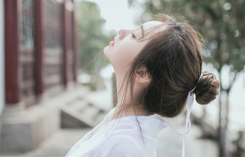 (女孩子公主病的心理行为)揭秘现代女性心态：浅谈'天天公主病'如何影响生活和人际关系