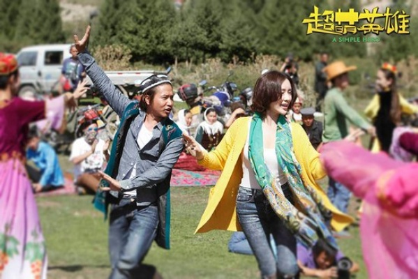 (超萌英雄片段)超萌英雄演员表：最令人惊叹的英雄表演阵容盘点