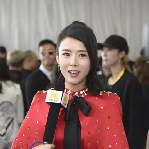 (战场女神手游官网)女神战场无限钻石版下载安装简单教程，轻松玩转游戏乐趣