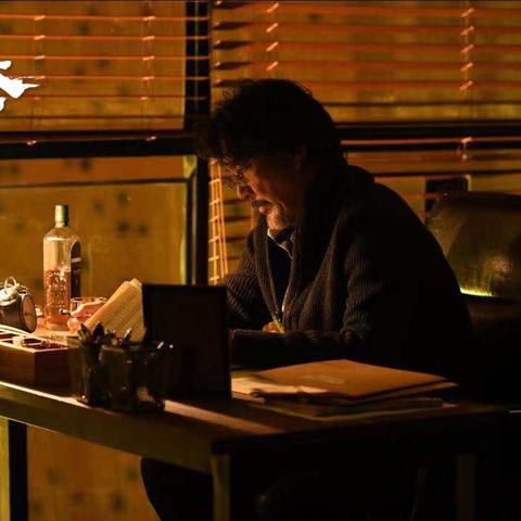 (片名《冰峰游戏》)探寻刺激冰峰游戏简介：欢乐冒险等你挑战！