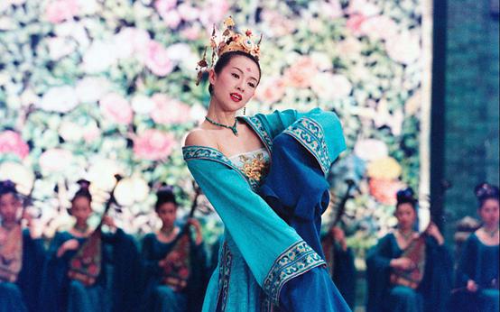 (贾冰《面试》)贾冰拉面英雄：一碗拉面背后的搞笑与温情故事