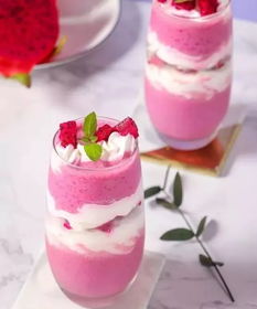 详解网红奶茶店背后的秘密：探索不为人知的专业配方与制作技巧