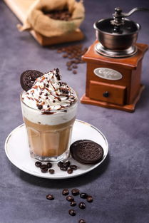 详解网红奶茶店背后的秘密:探索不为人知的专业配方与制作技巧 详解网红奶茶店背后的秘密:探索不为人知的专业配方与制作技巧