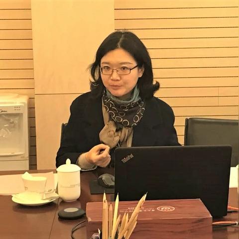 如何理解“以德服人”这一理念及其在现代社会中的应用和重要性