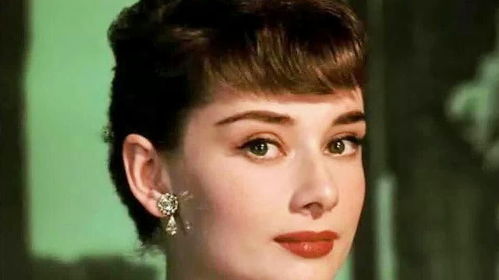 (诡秘之主奥黛丽结婚了吗)诡秘之主奥黛丽，她和谁结婚了？