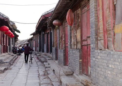 (从前有一条小巷)从前有条街布局图：探索历史悠久街道的魅力与文化传承