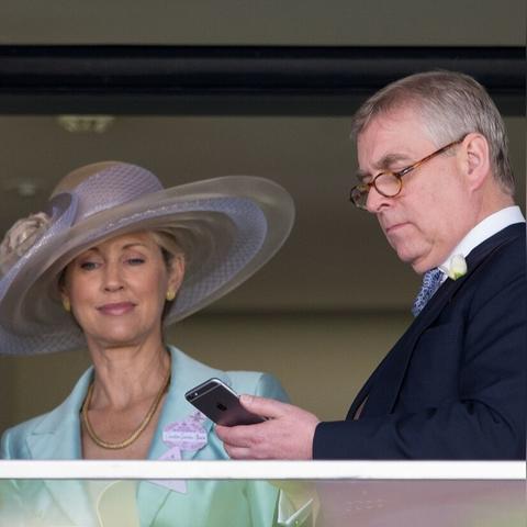 (皇家守卫军 第九关)如何击败皇家守卫军第九关？详细攻略让你一举突破！