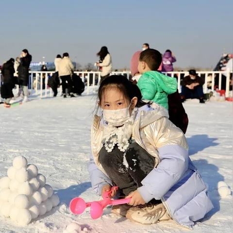 神秘古城探秘挑战：游戏爱好者以极速之王实现目标，重塑经典历史文化遗产