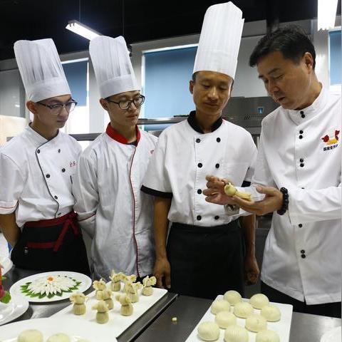 铸剑师是什么意思？探究这一古老职业及其在历史和文化中的重要性