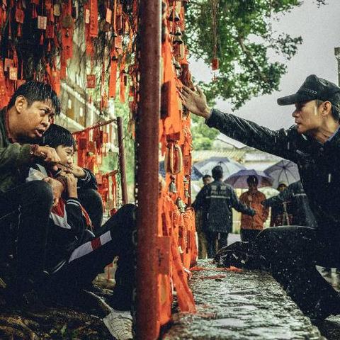 (朝歌游戏平台)朝歌游t0英雄一览表：古城英雄群体研究与探讨