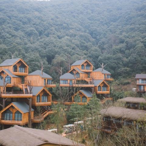 清新自然，温馨舒适，木屋设计效果图欣赏，让您感受大自然的温柔怀抱