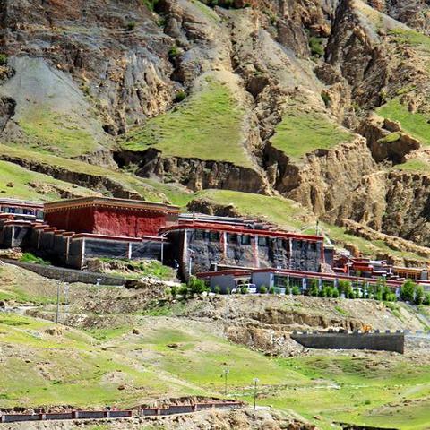 迎战风雨，城墙不能倒：探究古代城堡防线阵容的历史演变与策略变革