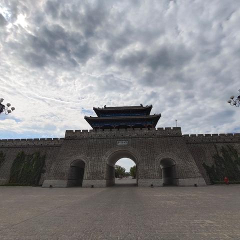 迎战风雨，城墙不能倒：探究古代城堡防线阵容的历史演变与策略变革