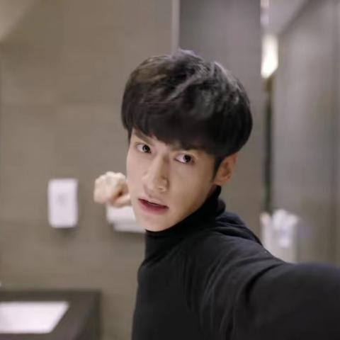 (心跳源计划人物简介)探秘科幻世界：心跳源计划剧情简介与主要角色关系解析