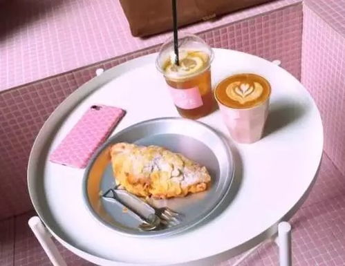 家庭餐桌战士布丁: 享受美食福利，免费给你带来的快乐和满足感