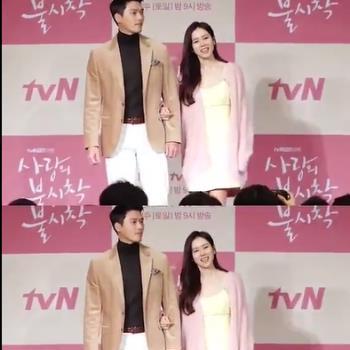 (徒手挪车gif)单手挪车游戏：挑战你的智慧和耐心，享受独特的移动体验