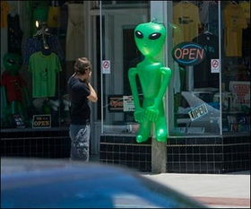 (外星人线下门店)独特体验：外星人线下实体店让你探索未知的世界