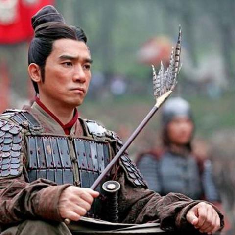 (赤壁之战真的是火攻吗?)赤壁之战：历史上的火与水交融，英雄豪杰的智勇较量