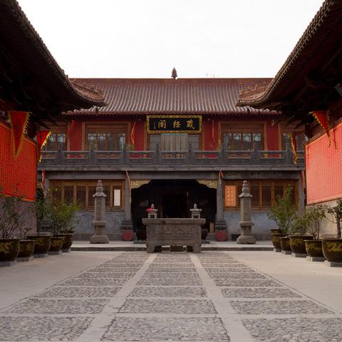 (战火与荣耀血法师)穿越古代大陆：魔法门之战火与荣耀剧情详解