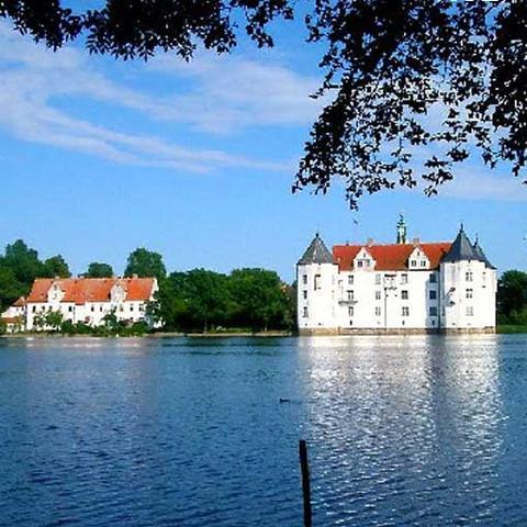 (小小岛属于哪个社区)小小岛屿官方正版官网入口：探索微小世界的乐园和官方资讯