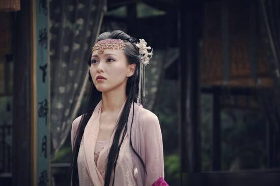 女配胎穿母亲肚子修仙有空间：修二代女走上仙路，绝世风华闯凡间