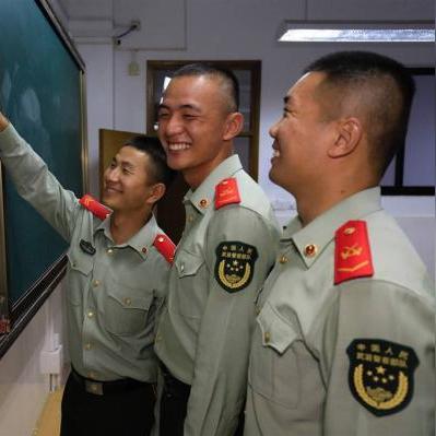 (可动纸片人怎么画)惊人创意!可动纸片人惊艳自绘出的绝美画作 (可动纸片人怎么画)惊人创意!可动纸片人惊艳自绘出的绝美画作