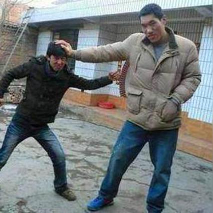 左一拳右一拳下一句是什么？战斗之间传递的力量是什么？揭秘拳击运动的奥秘和魅力。