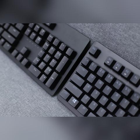 (猎魂光蛛幻彩版)探秘神秘猎魂光蛛V3：超越想象的神奇力量和神秘能力