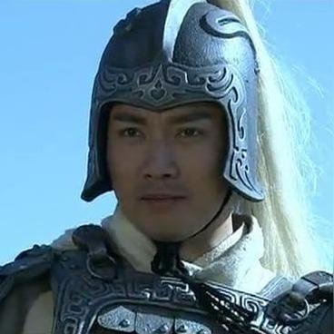 详解三国大作成游戏中武器配置表：武将配备、成长路线以及策略优化选择