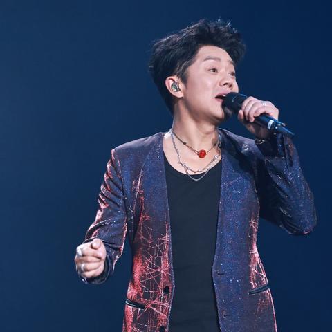 凤凰传奇手游关服公告：玩家注意！游戏官方发布最新关服公告，请及时查看！