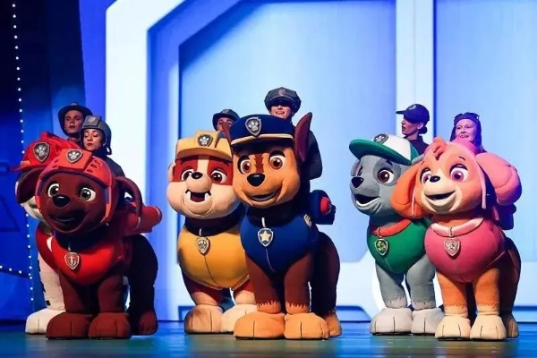 神秘、勇敢、机智——揭秘狗狗特工队成员的独特名字及其背后的故事