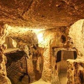 (一群小兵来回争夺城堡的手机游戏)从一个小兵和一个城堡开始的游戏之旅：建立你的帝国