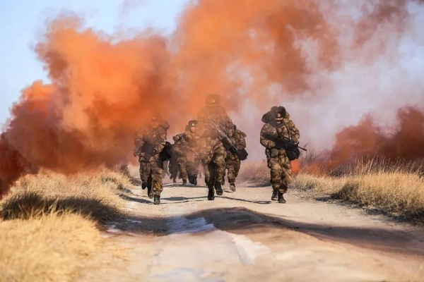 兵者柔：从柔中取强，谋定而后动，坚韧不拔，迎战而不畏难，持久作战。