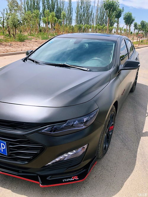 (她喜欢的是她而不是他)他喜欢的不是我而是车子：探讨情感与物质欲望之间的微妙关系