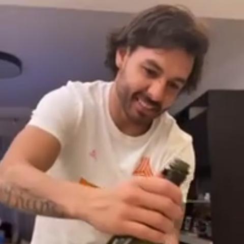 (好玩的二人互动游戏)创意无限！最受欢迎的二人互动小游戏合集