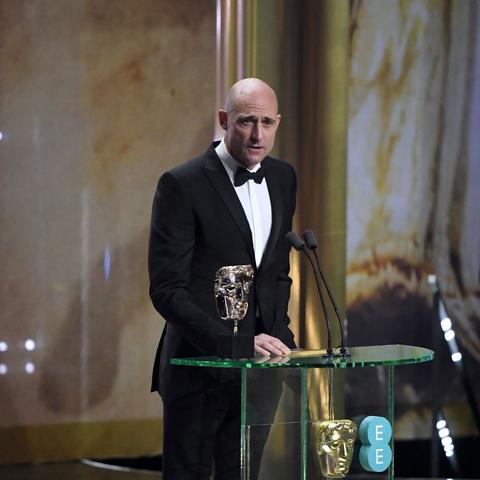 (雷霆学院队成员名字)雷霆学院队成员简介及其出色表现和背景介绍